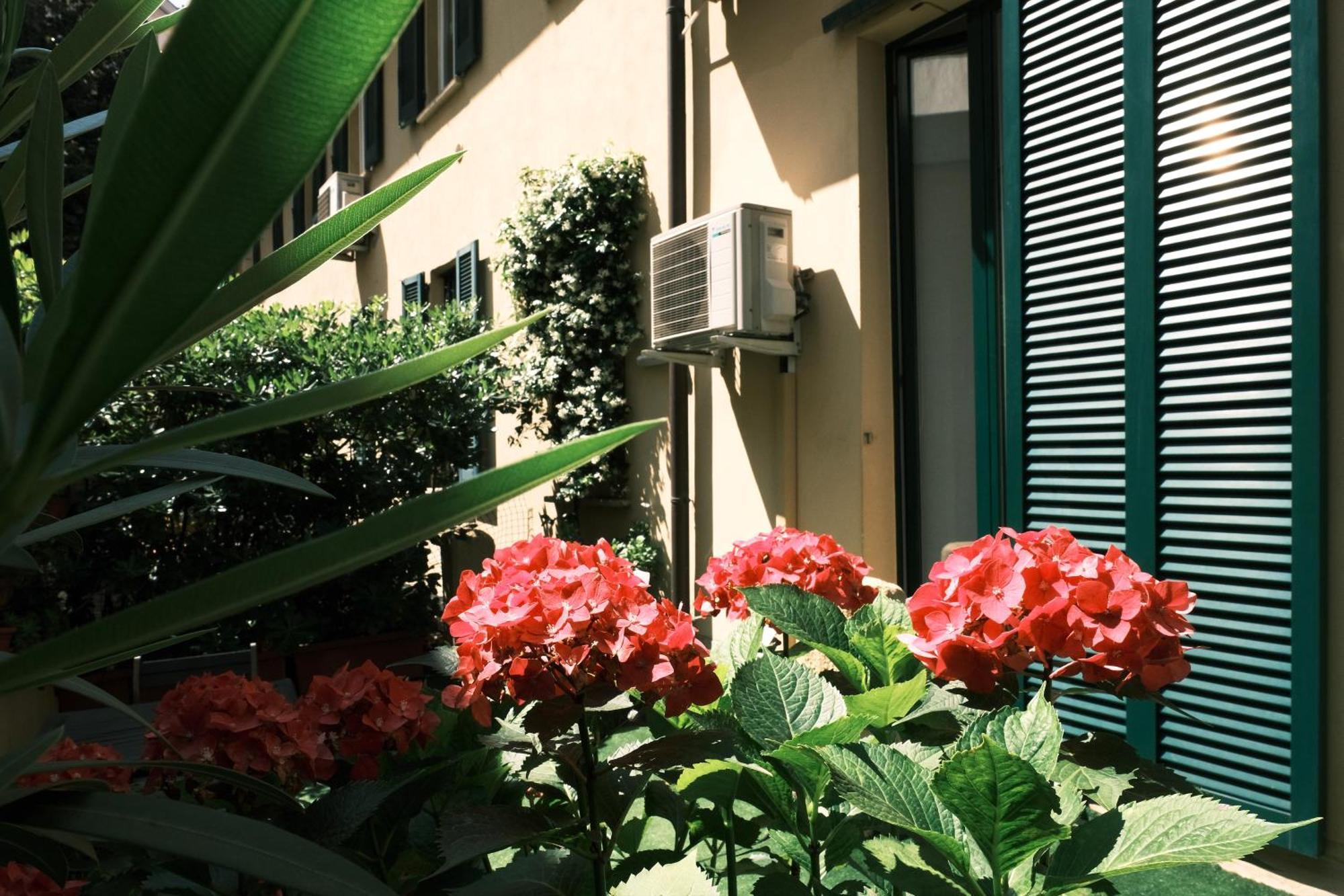 Comecasa Flowery Terraced Apartment Milánó Kültér fotó