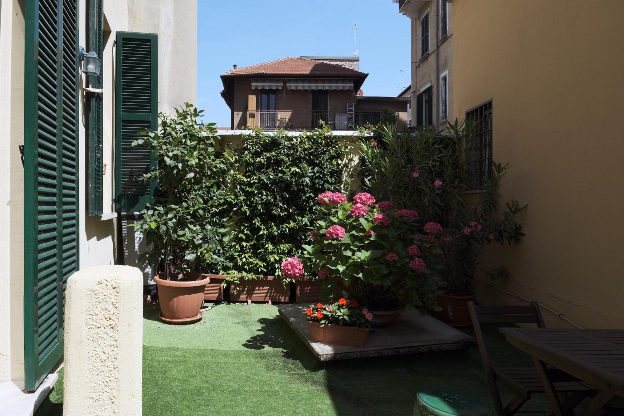 Comecasa Flowery Terraced Apartment Milánó Kültér fotó